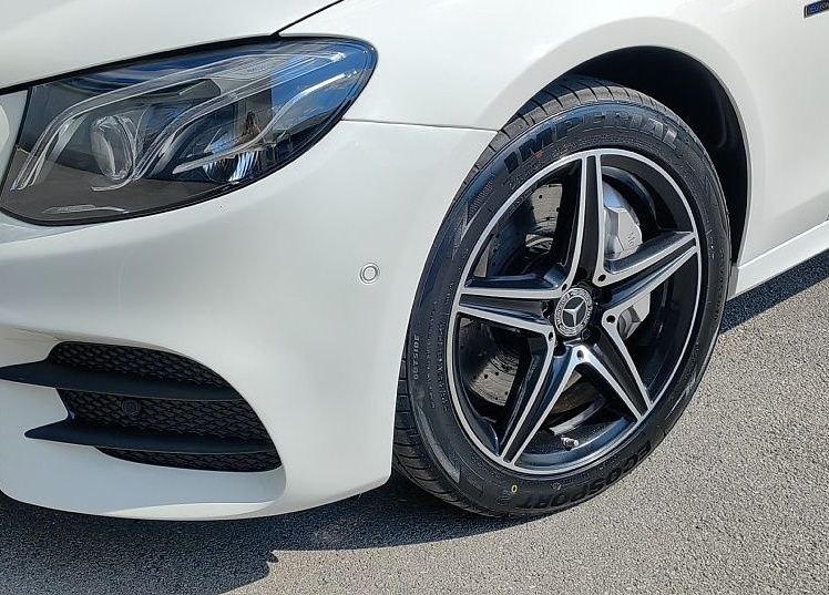 Zunanja slika - Mercedes-Benz E-Razred - LIMO-300-de-2X-AMG-LINE-WIDESCREN-360-KAM-LED-ACC- - 8