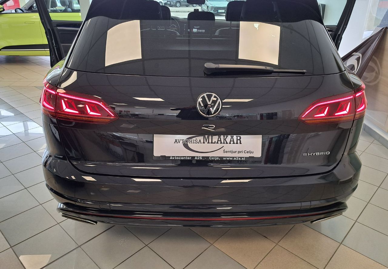 Zunanja slika - VW Touareg - V6 TFSI eHybrid R 340  462 -SLO-ODLIČEN- - 6