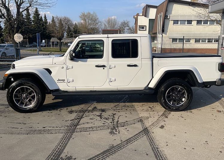 Zunanja slika - Jeep Gladiator - 3.0L V6 Diesel - 3