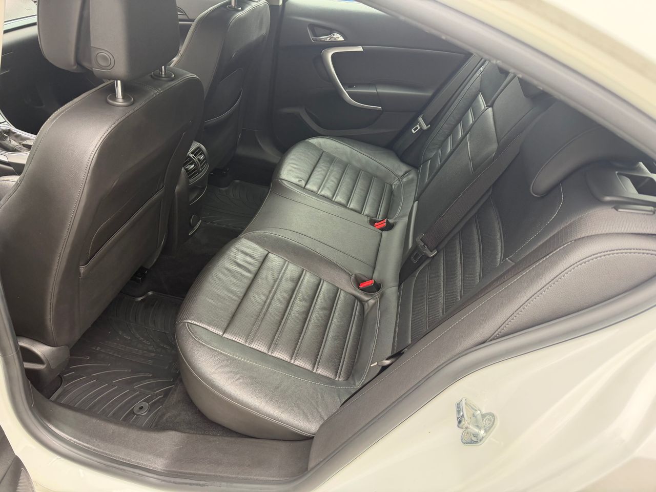 Zunanja slika - Opel Insignia - 2.0CDTI 140PS OPC-LINE SLO ACC BI-XENON KAMERA - 14