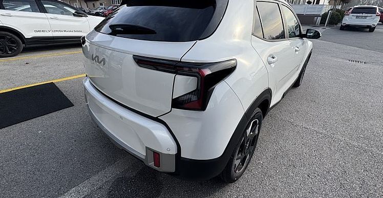 Zunanja slika - KIA Stonic - 1.0 GDI LX STYLE DCT - 2