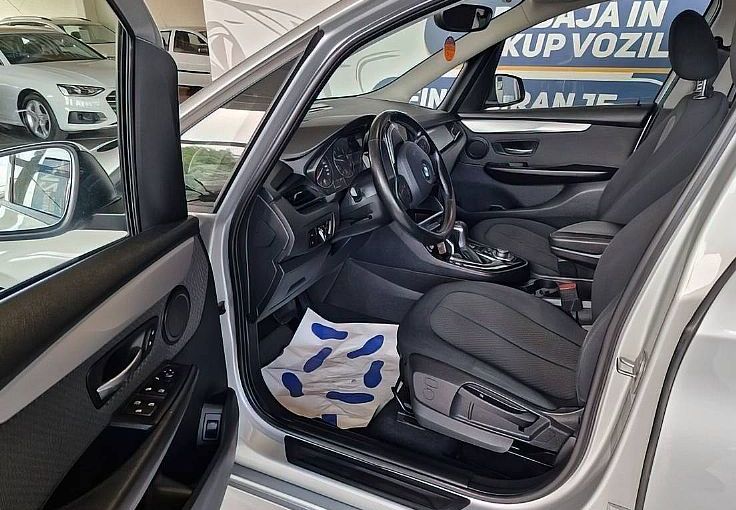 Zunanja slika - BMW Serija 2 - Gran Tourer: 218d Luxury Line LED-NAVI 7 SEDEŽEV ZELO LE - 10