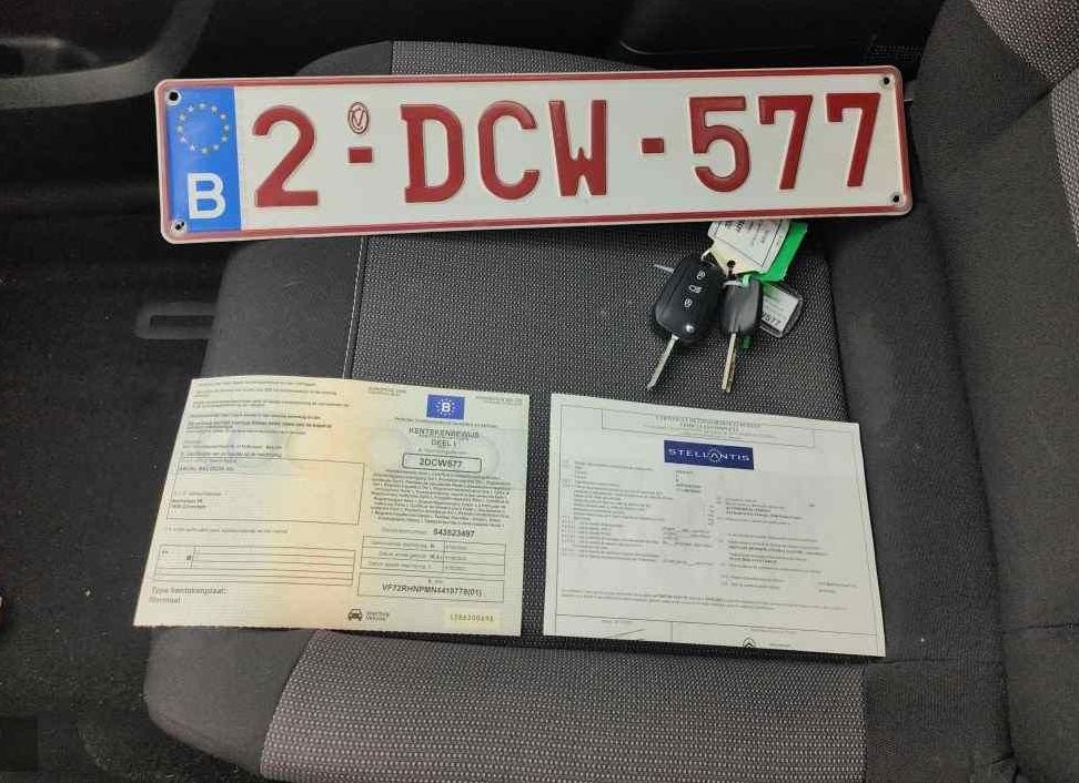 Zunanja slika - Citroën C3 Aircross - 1.2 PureTech 110 Feel.2023.SAMO 63.000 KM - 9