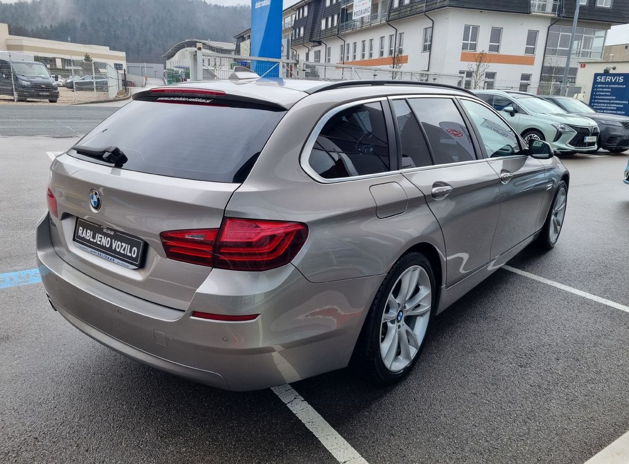 Zunanja slika - BMW Serija 5 - Touring: 525d xDrive AVTOMATIK-HARMAN KARDON-PDC - 6