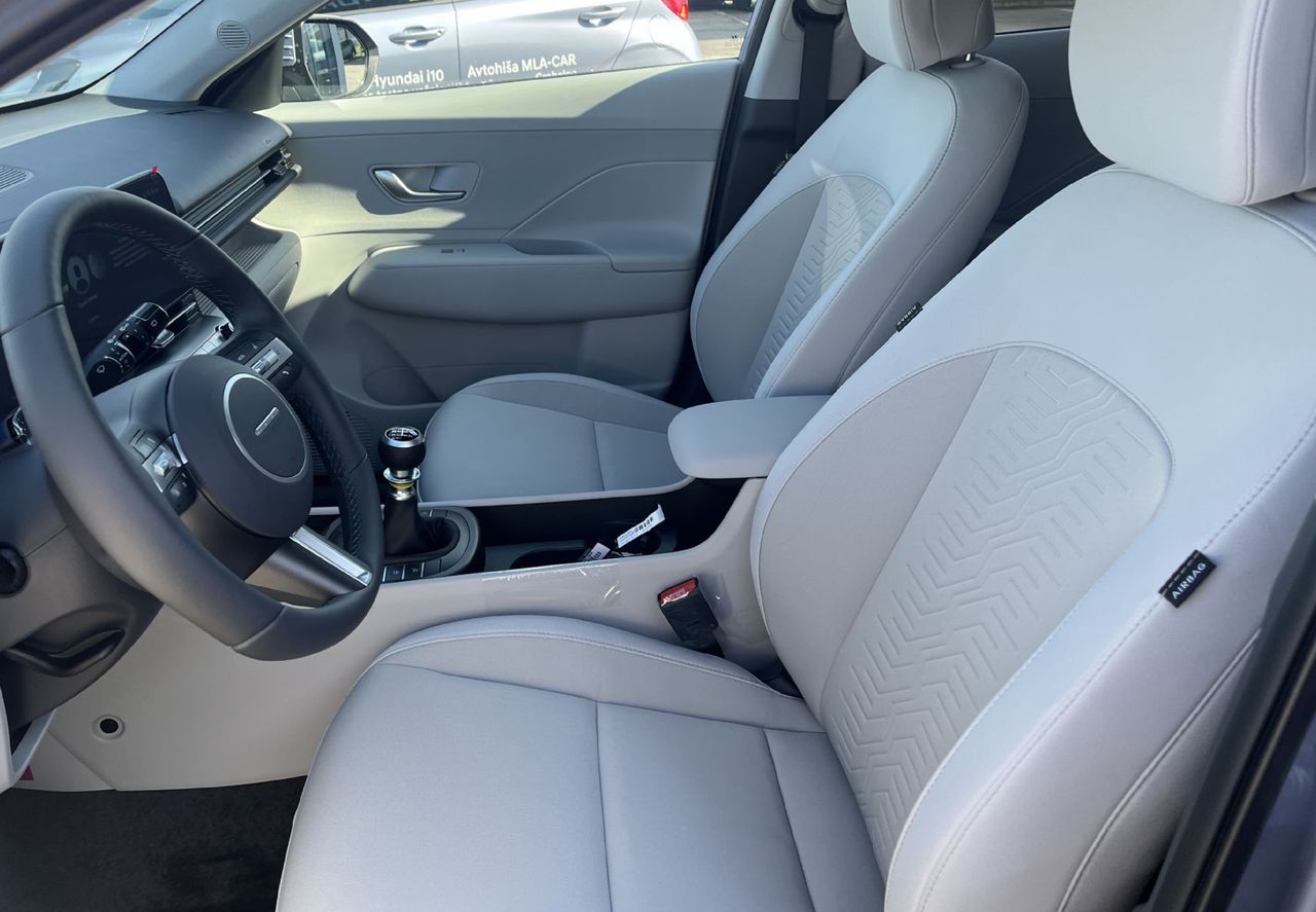Zunanja slika - Hyundai Kona - 1.6 T-GDI 138 PREMIUM - 9