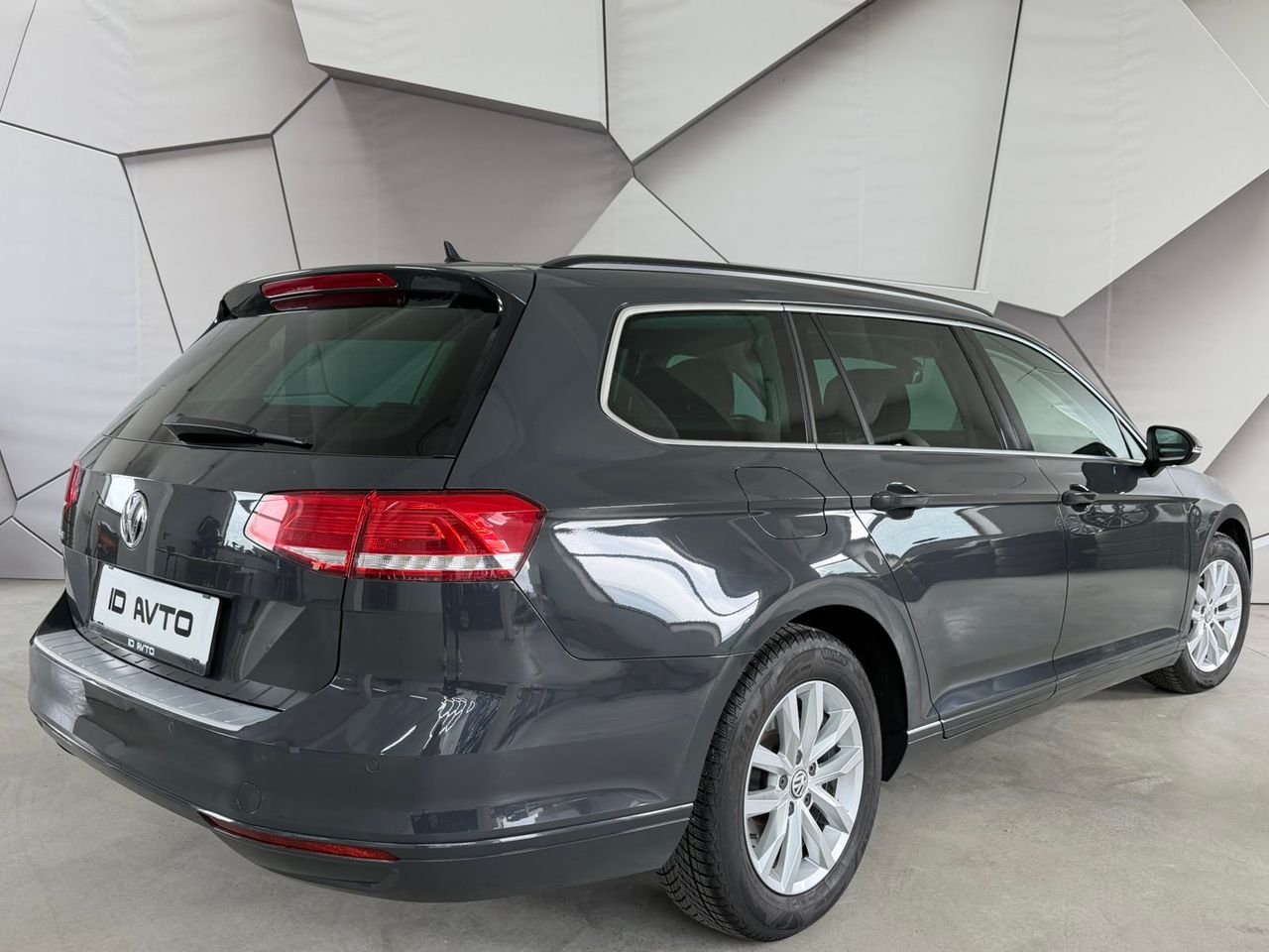 Zunanja slika - VW Passat - Variant 2,0 TDI BMT Connect DSG - 6