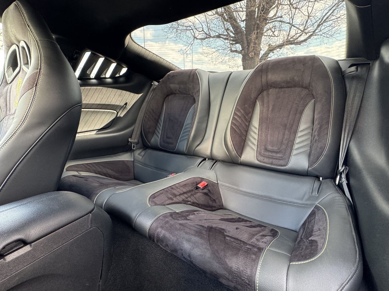 Zunanja slika - Ford Mustang - 2.3 EcoBoost 314KM AVT SHELBY IZGLED - 9