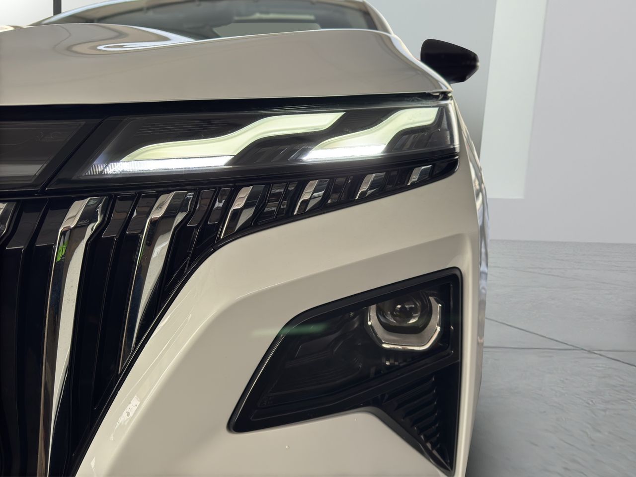 Zunanja slika - Dongfeng Huge - 1.5T EXECUTIVE + 360 + KAMERA + RADAR + PANO +ADAS - 20