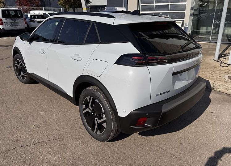 Zunanja slika - Peugeot 2008 - e-ALLURE 54 kWh - 5