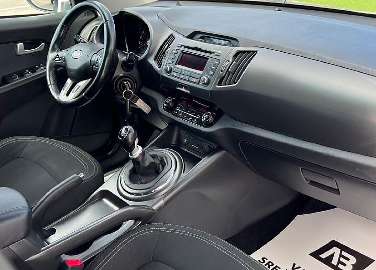 Zunanja slika - KIA Sportage - 1.7 CRDi+SLO+ALU+PDC+USB - 16