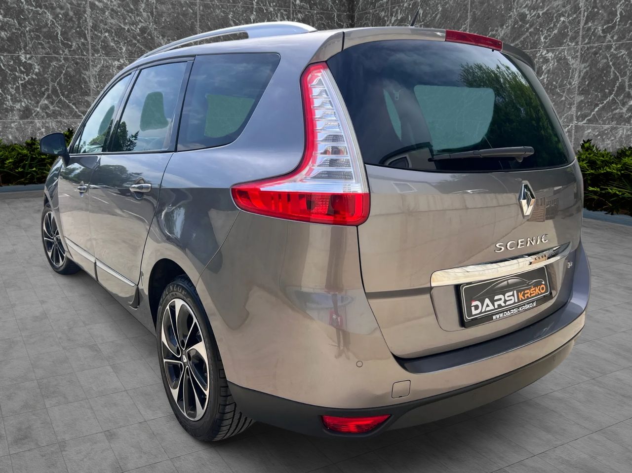 Zunanja slika - Renault Grand Scenic - Bose TCe 130PS 7SEDEŽEV LED NAVI PDC ALU17 - 16