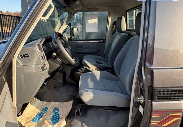 Zunanja slika - Toyota Land Cruiser - 4.0 V6 pickup enojna kabina - 4