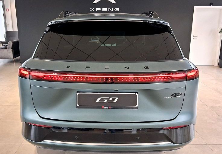 Zunanja slika - Xpeng G9 - PERFORMANCE AWD KAITOKE MAT GREEN - 6