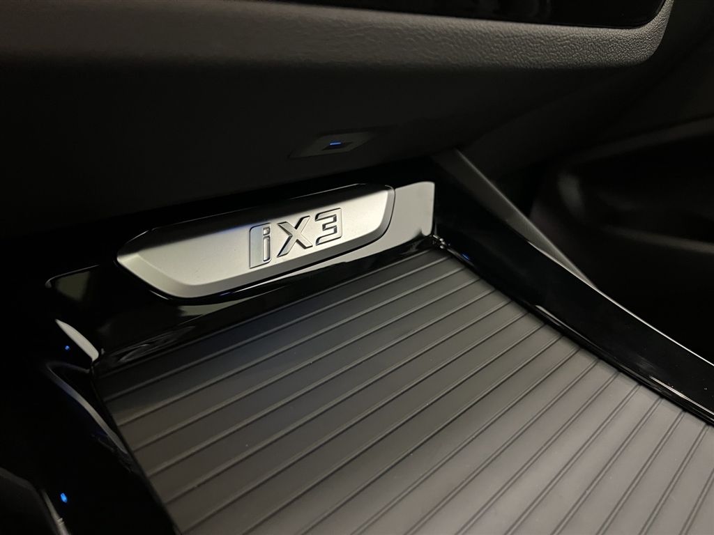 Zunanja slika - BMW iX3 - iX3 - 18