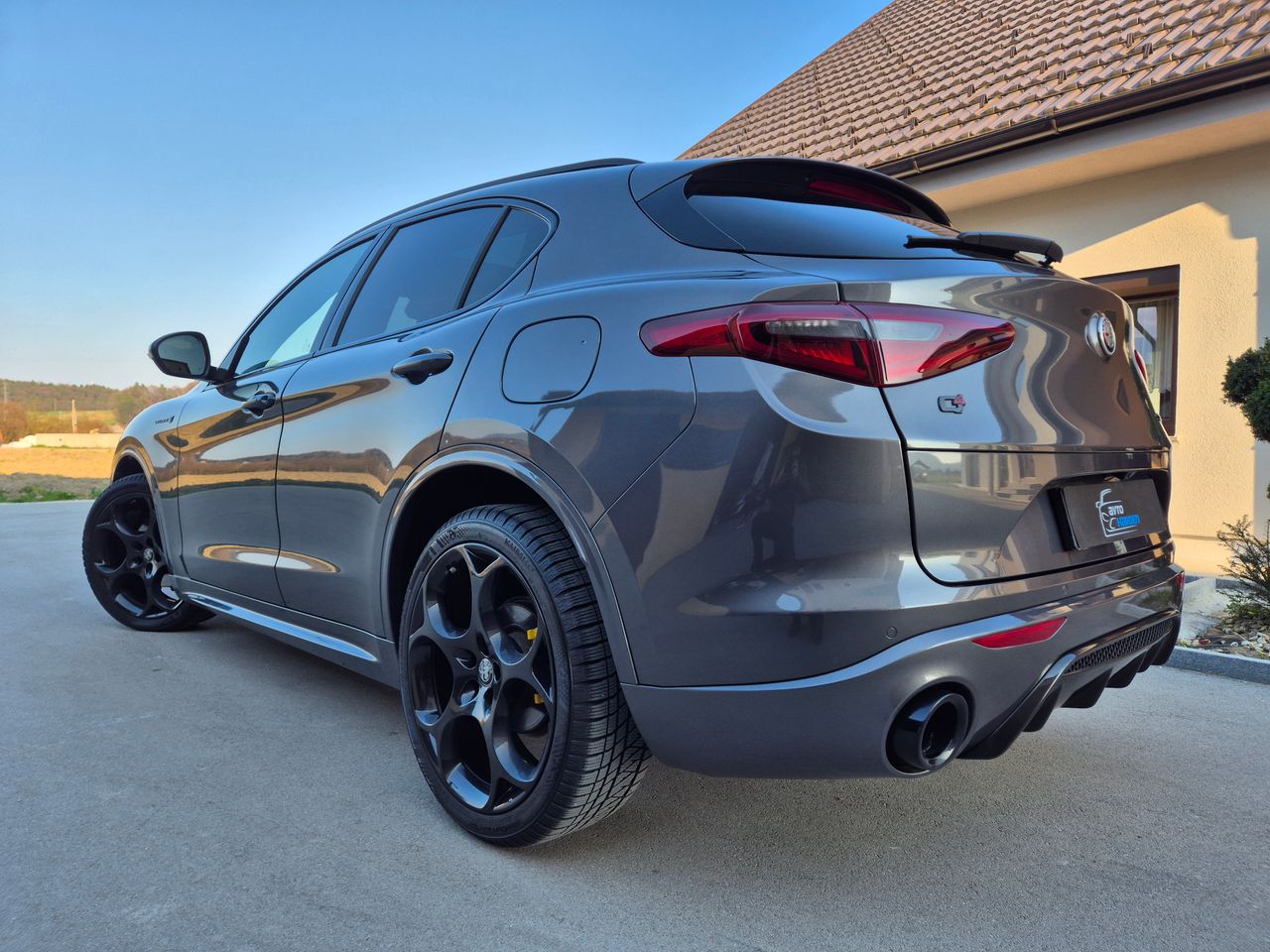 Zunanja slika - Alfa Romeo Stelvio - Q4 2,2 Diesel 210 Veloce Ti - 4
