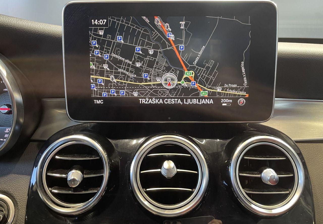 Zunanja slika - Mercedes-Benz C-Razred - C220d-AMG LINE-NAVI-TEMPOMAT-KAMERA-GRETJE SED-LED - 13