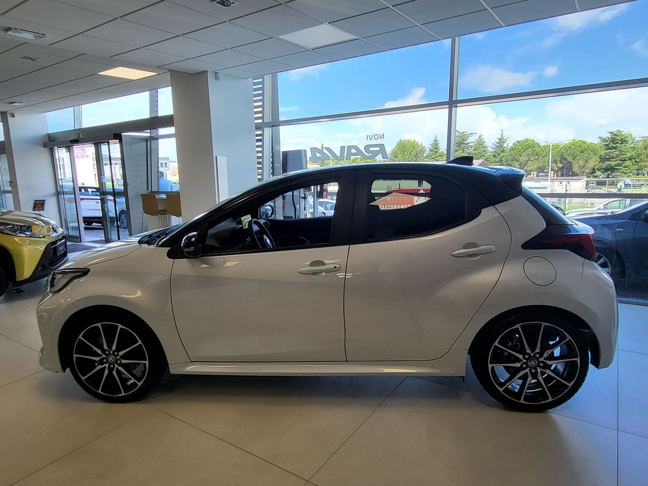 Zunanja slika - Toyota Yaris - Yaris - 7