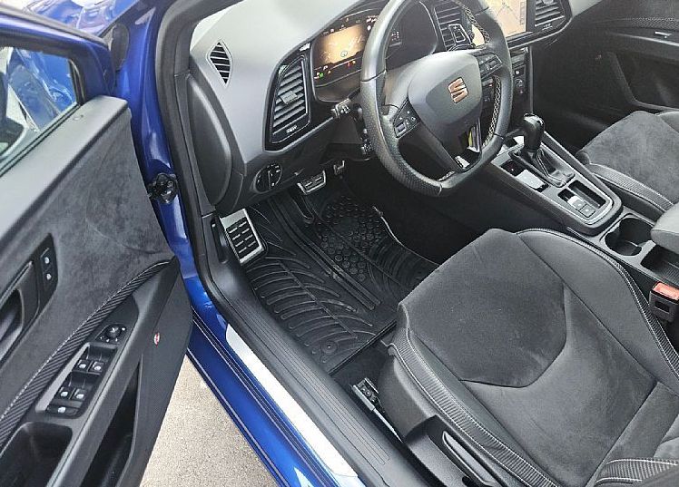 Zunanja slika - Seat Leon - CUPRA 2.0 TSI 4WD 300ks DSG °PANORAMA° °19-COL° - 7