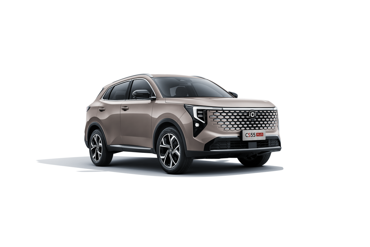 Changan CS55 PLUS, kompaktni SUV s 181 KM in promocijsko ceno 24.490 EUR v Sloveniji.