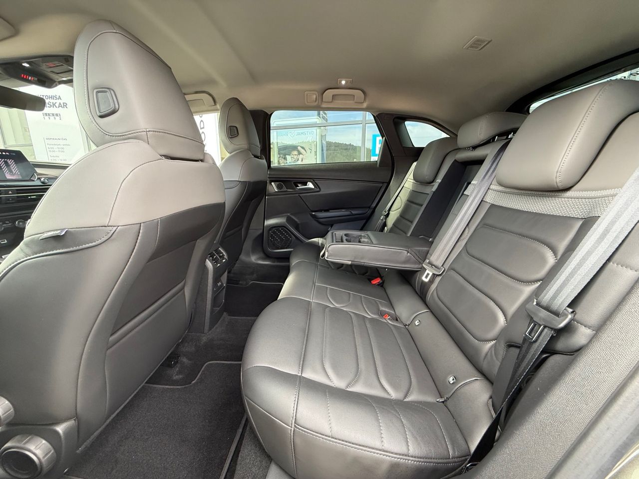 Zunanja slika - Citroën C5 - X 1.6 PHEV Shine  AVTOMATIK + POTRJENA SERVISNA - 8