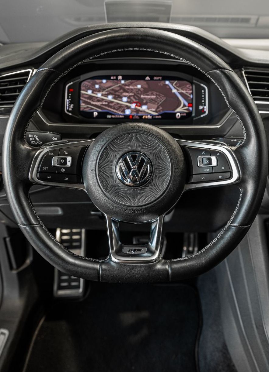 Zunanja slika - VW Tiguan Allspace - 2.0TSI-R LINE-7SED-HEAD UP-PANO-360-ACC-NAVI-USNJ - 14
