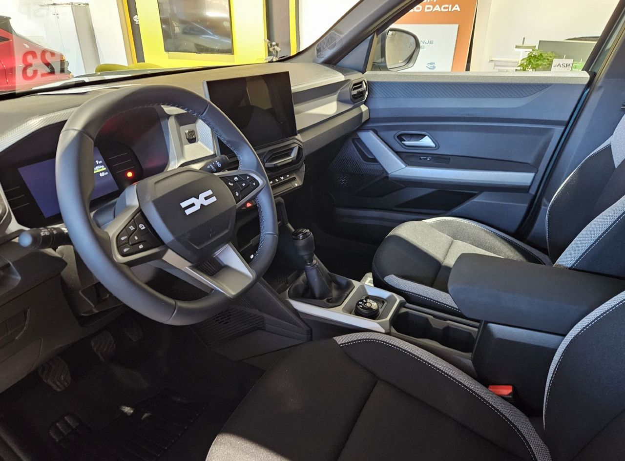 Zunanja slika - Dacia Duster - mild hybrid 130 4x4 Journey - 3