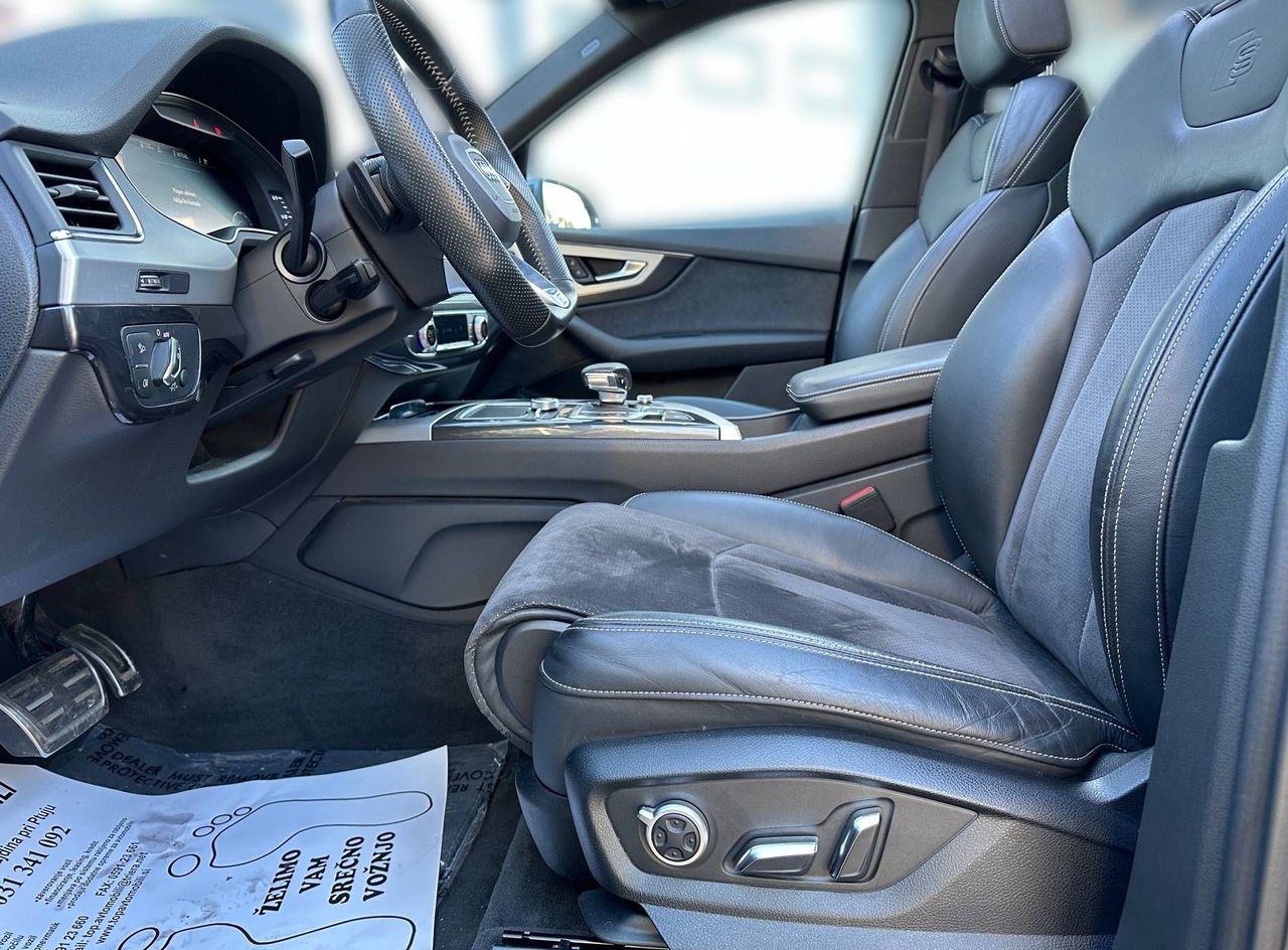 Zunanja slika - Audi Q7 - 3.0TDI QUATTRO S-LINE MATRIX PANO KLJUKA KAMERA .. - 12