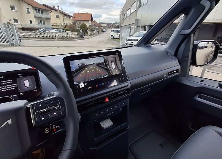 Zunanja slika - KIA PV5 - 71.2 kWh baterija 120 kW 163 KS  Quantum - 10