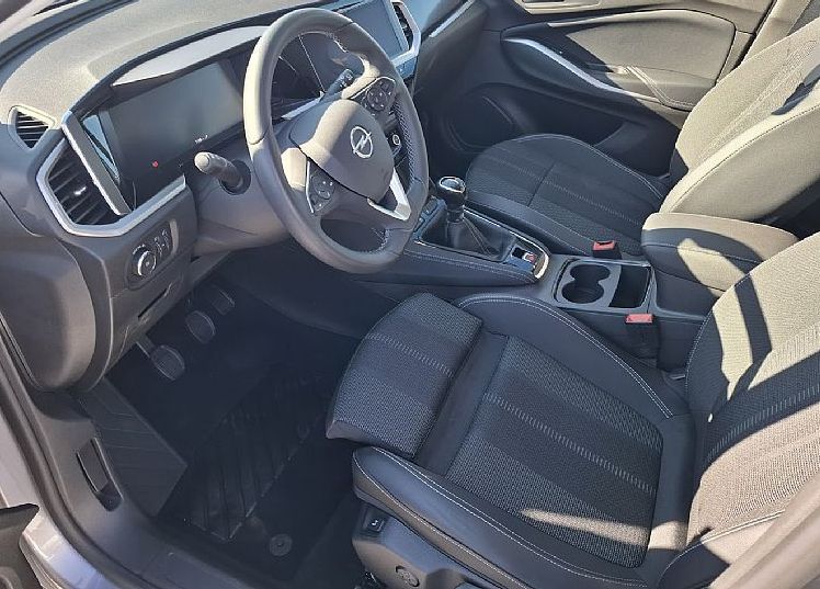 Zunanja slika - Opel Grandland - 1.2 TURBO 130KM GS - samo 7.208 prevoženih km - 5