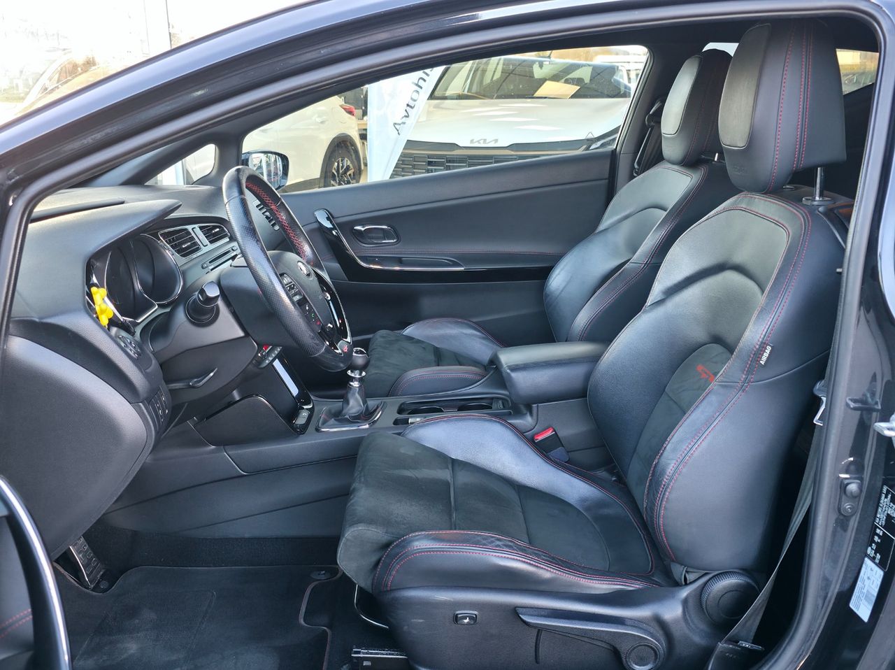 Zunanja slika - KIA ProCeed - Bencinski 1.6 T-GDi EX GT - 4