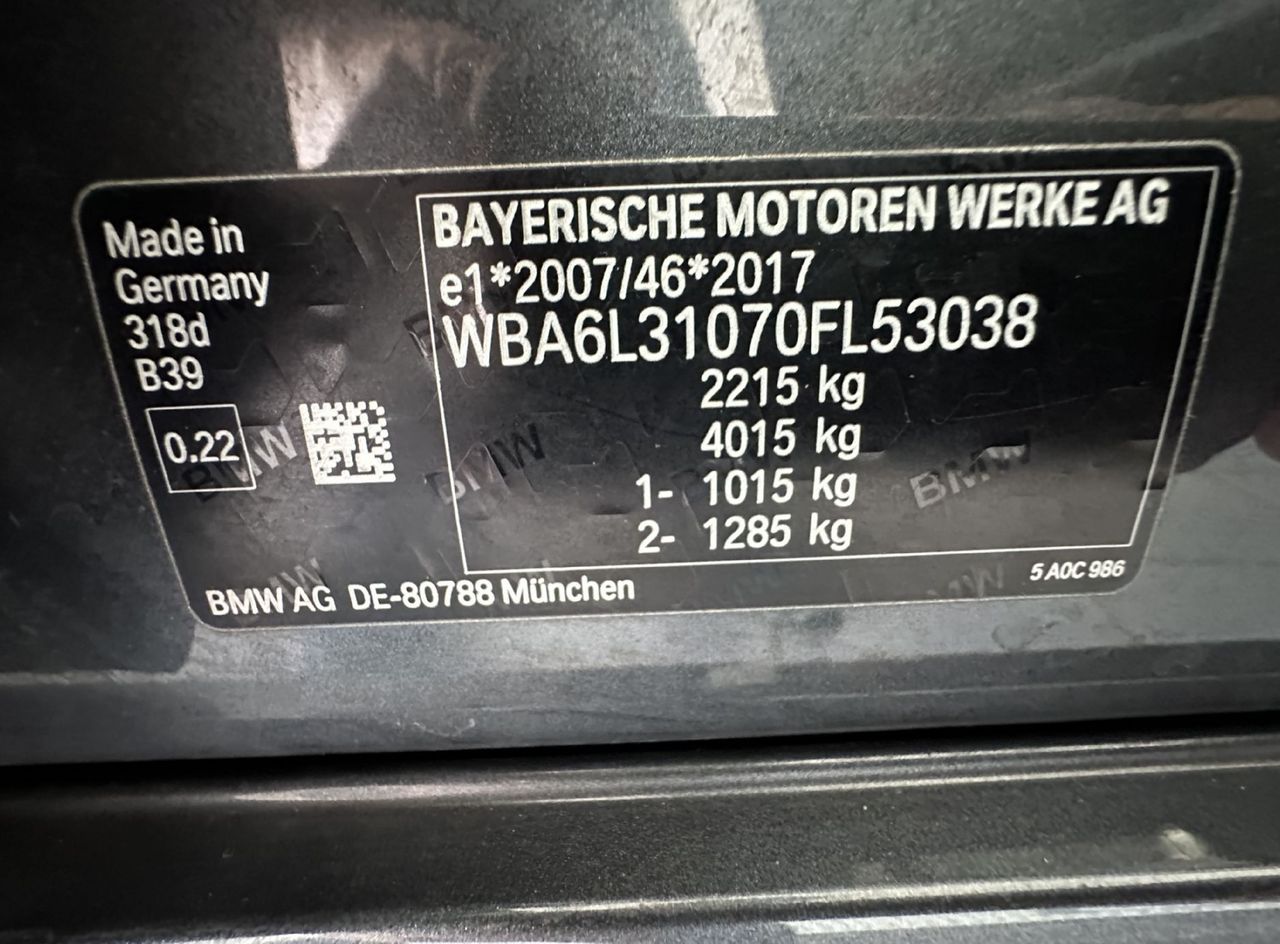 Zunanja slika - BMW Serija 3 - Touring: 318d Touring Luxury.NEMŠKI+4ALU.KAMERA.NAVI.ACC - 17