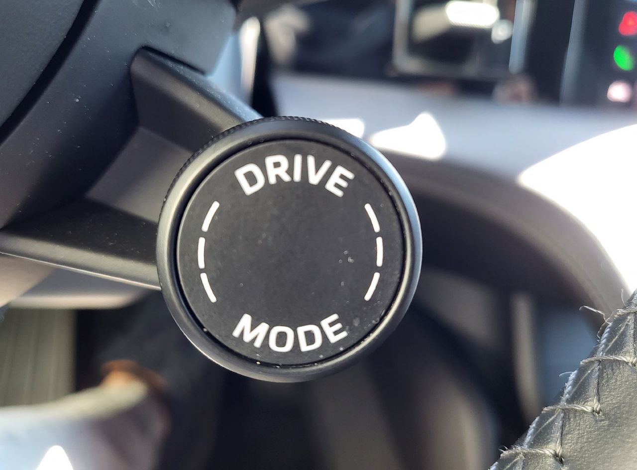 Zunanja slika - Porsche Taycan - 4S PERFORMANCE HLAJ SED KEYLESS KAM BOSE - 14