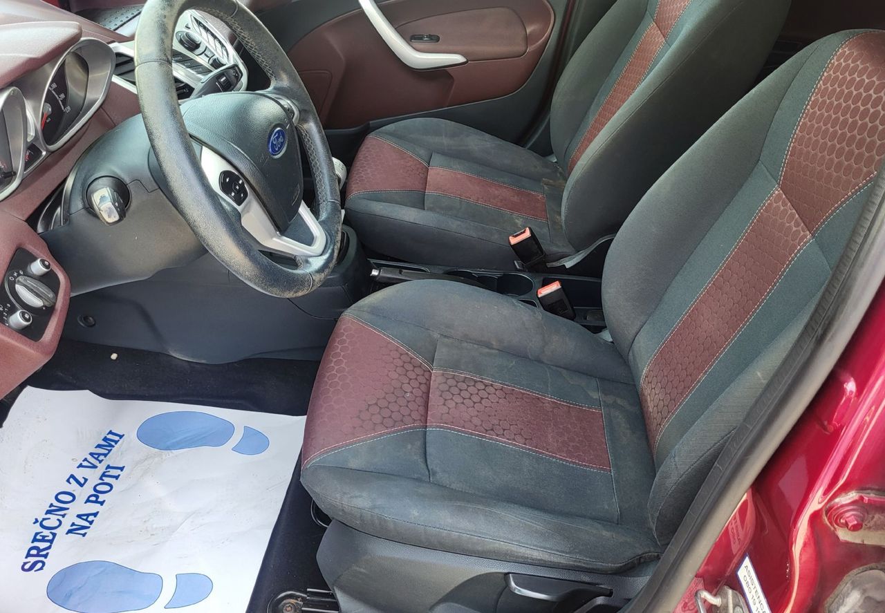 Zunanja slika - Ford Fiesta - 1.4 16V slo-1last-acc-tempomat-el.paket-servisiran - 6