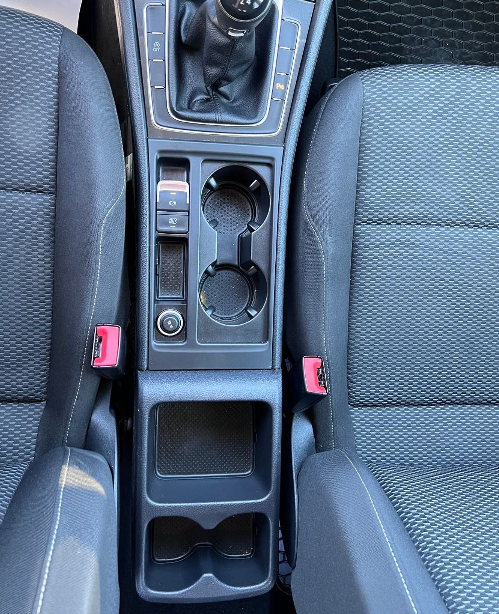 Zunanja slika - VW Golf - Variant 1.6 TDI Trendline 85 115  Park Klima Velik servis - 10