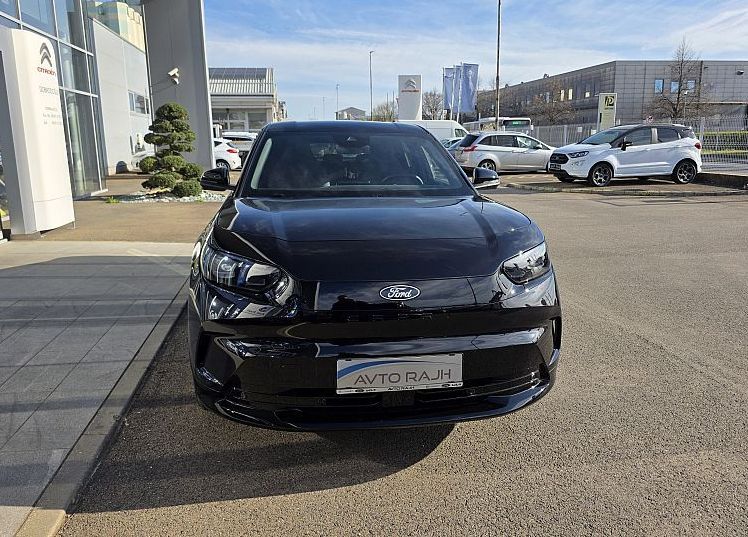 Zunanja slika - Ford Capri - Premium 210kw  286km - 4