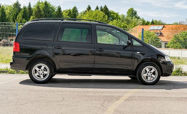 Zunanja slika - VW Sharan - 1.9 TDI  PDC Kamera Tehnični celo leto - 4