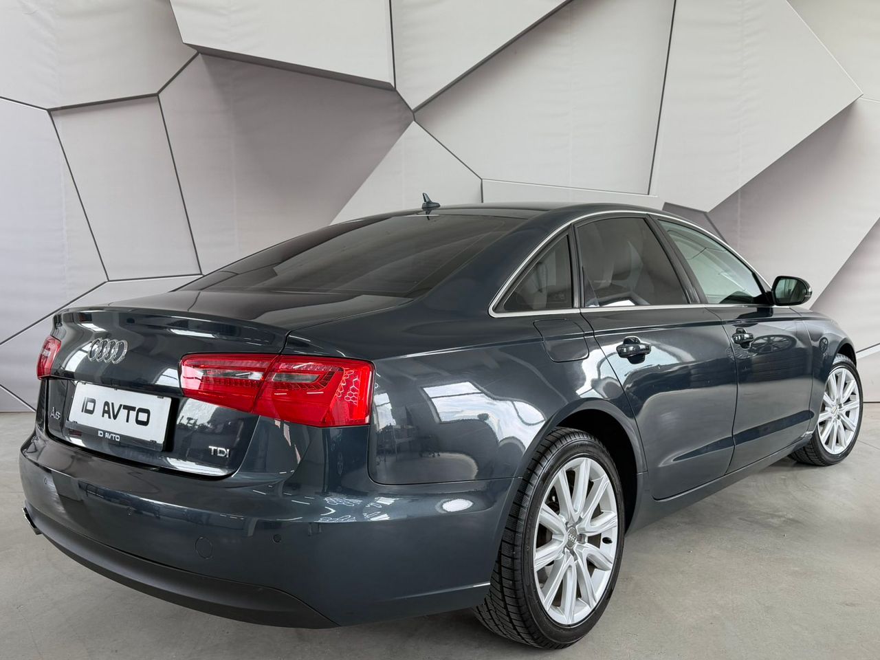 Zunanja slika - Audi A6 - 2,0 TDI Multitronic - 7