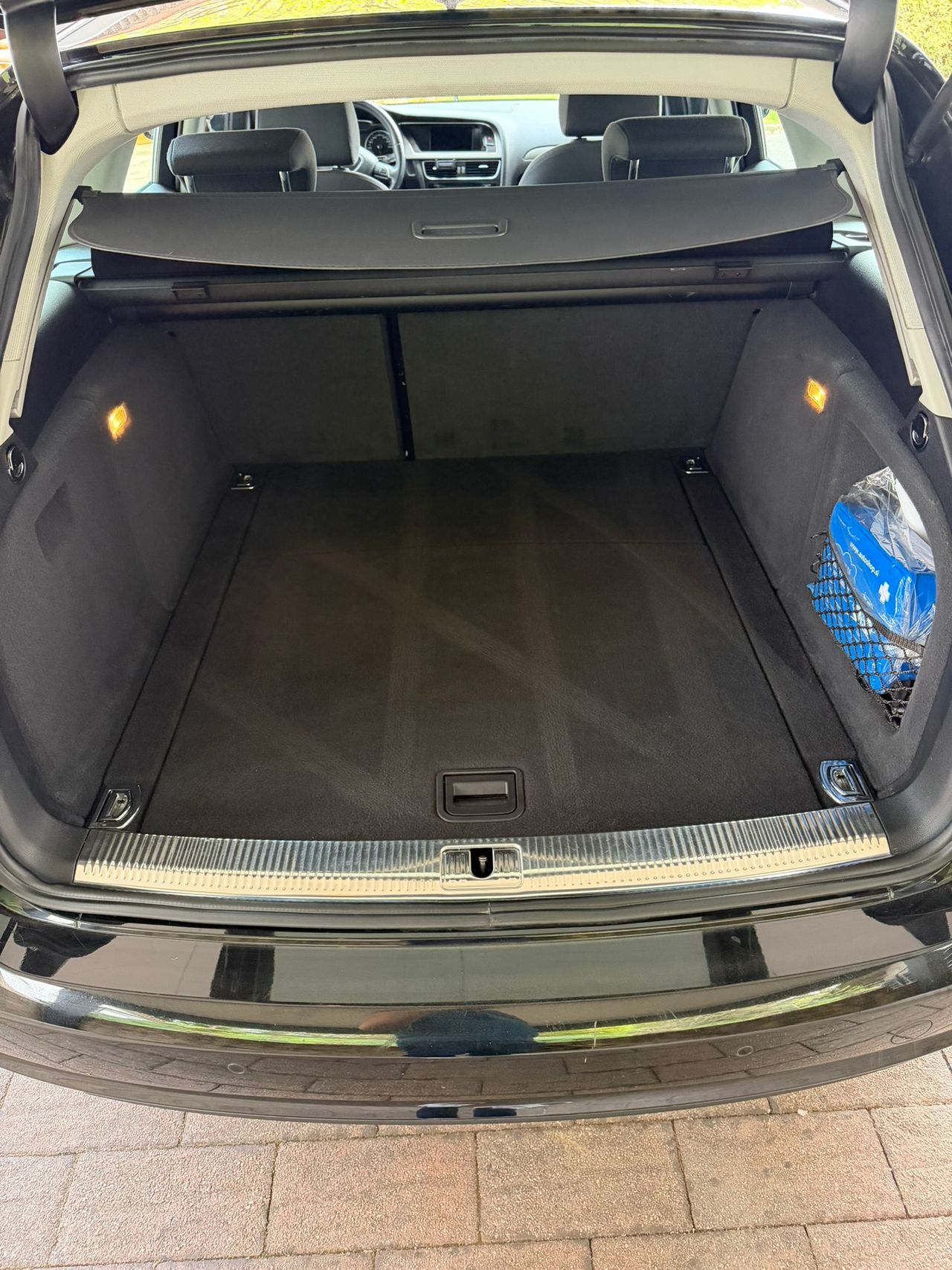 Notranja slika - Audi A4 - Avant 2,0 TDI Multitronic - 4