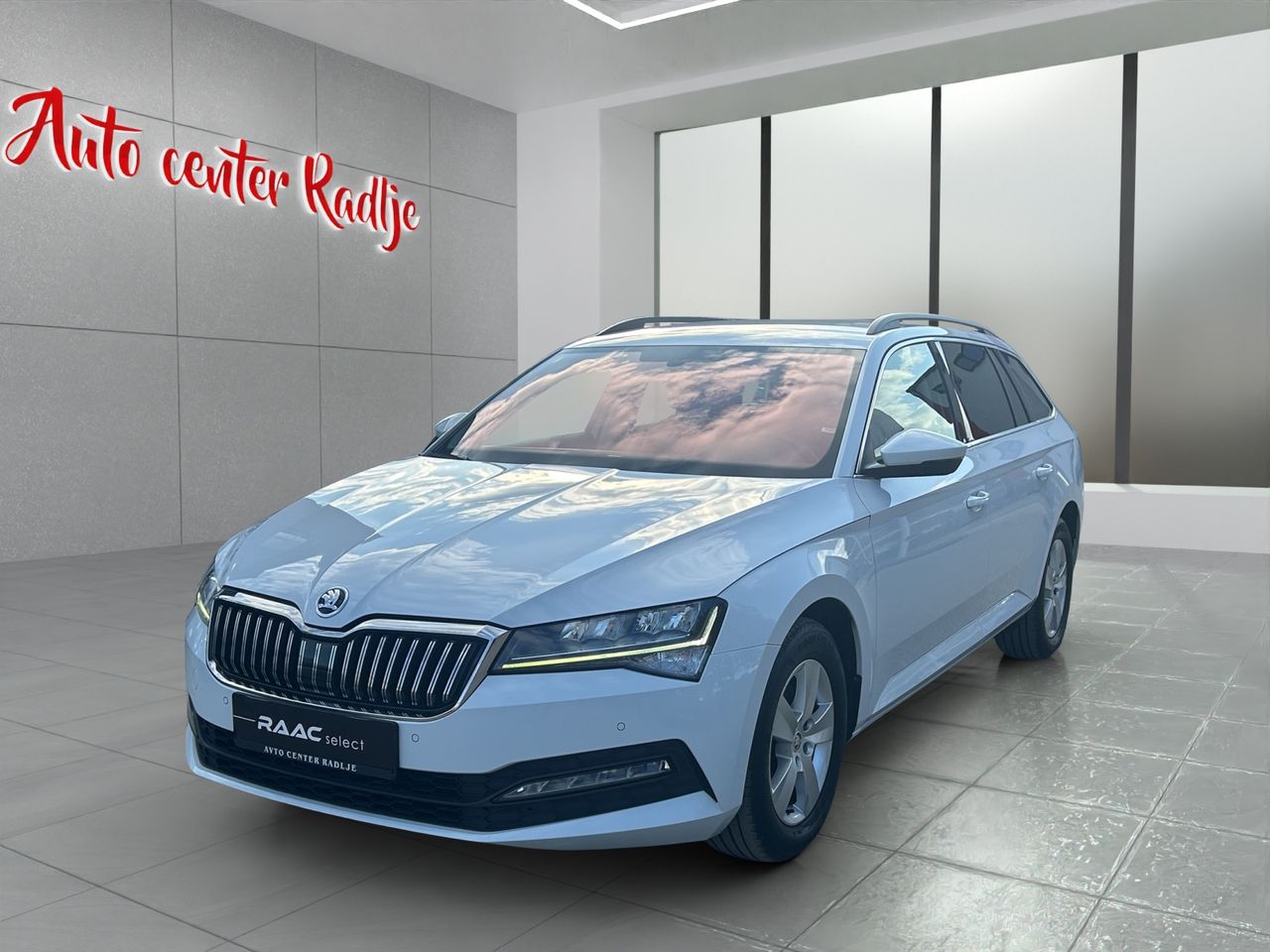 Zunanja slika - Škoda Superb - Combi 2,0 TDI DSG - 3