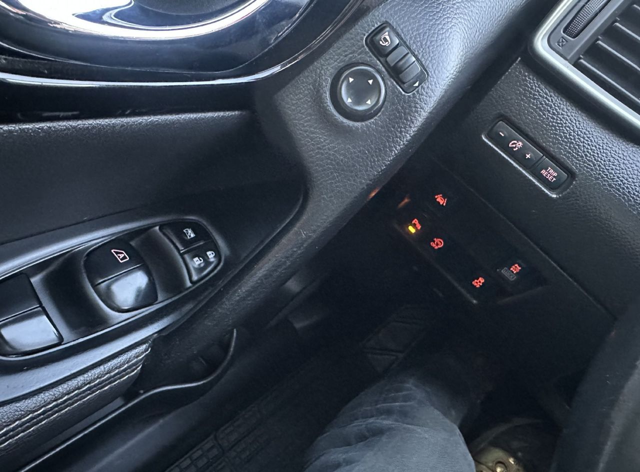 Zunanja slika - Nissan Qashqai - 1.6 DCI TEKNA 4WD+4ALU.KAMERA.PANORAMA.USNJE.LED - 16