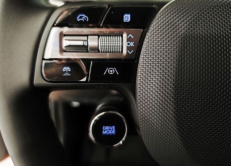 Zunanja slika - Hyundai Inster - 42 KWH TREND-AKT.TEMP-APPLE-DAB-KAMERA-VIDEO - 10