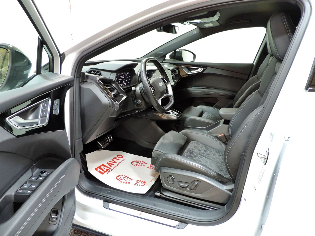 Zunanja slika - Audi e-tron - SB 40 - 9