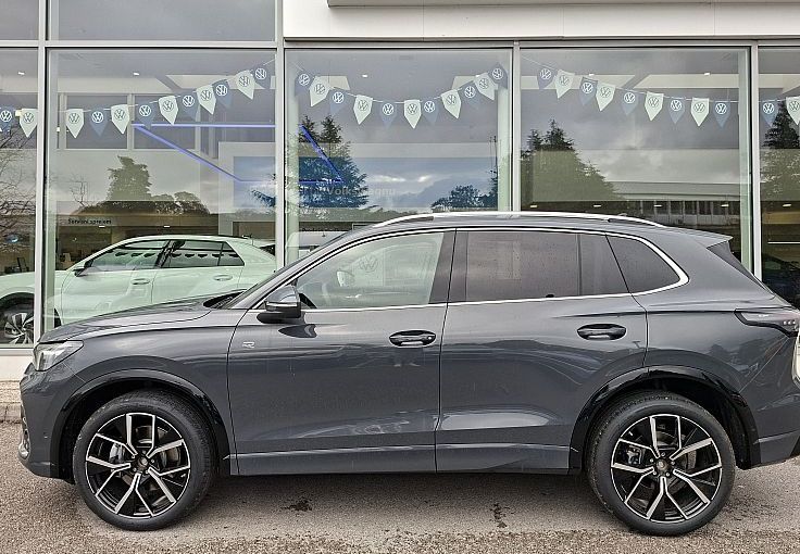 Zunanja slika - VW Tiguan - 2.0 TDI 4MOTION DSG 4JOY 142kW - 2