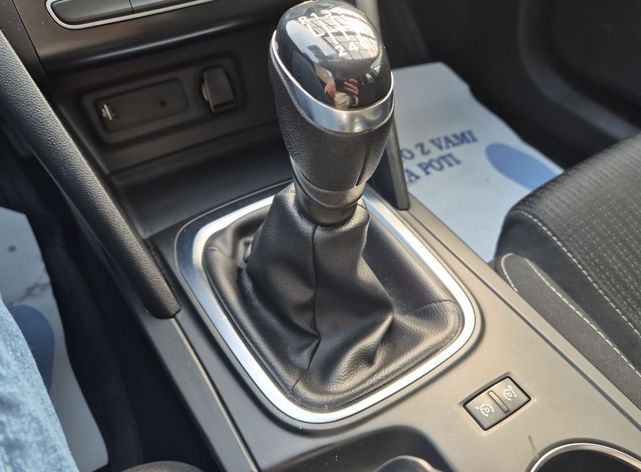 Zunanja slika - Renault Mégane - Megane GRANDTOUR dCi 110 BUSINESS-SLO-1.LAST-SAMO 138TKM - 16