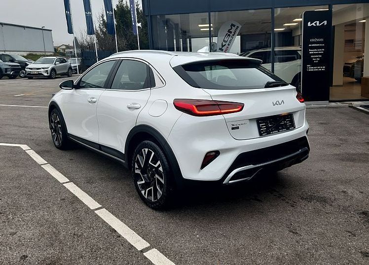 Zunanja slika - KIA XCeed - 1.5 T-GDi EX ISG. 7DCT+Navi+1Last+P.senzorji+Led - 4