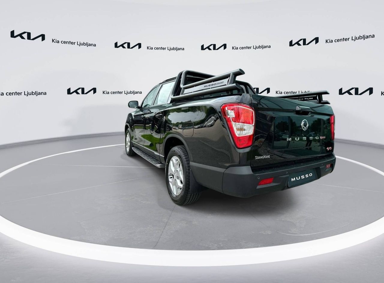 Zunanja slika - SsangYong Musso - Grand 2.2 XDi Ultimate 4WD AT - 7