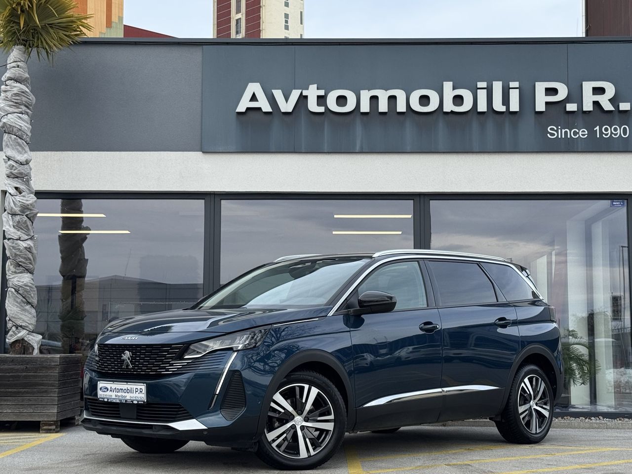 Zunanja slika - Peugeot 5008 - 1.2 PURETECH 130 ALLURE PACK EAT8 -AVT FULL LED - 1