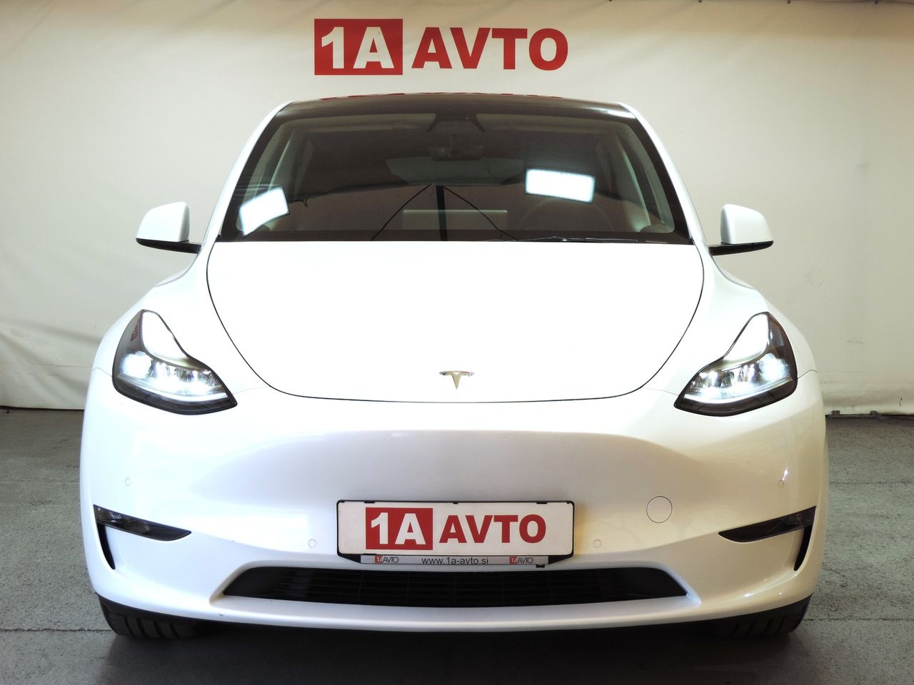 Zunanja slika - Tesla Model Y - Long Range All-Wheel Drive - 2