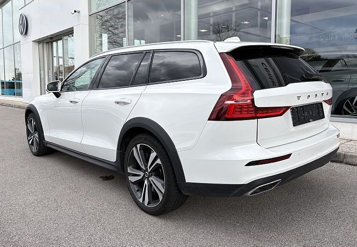 Zunanja slika - Volvo V60 Cross Country - D4 AWD AUT Cross Country Pro - 4