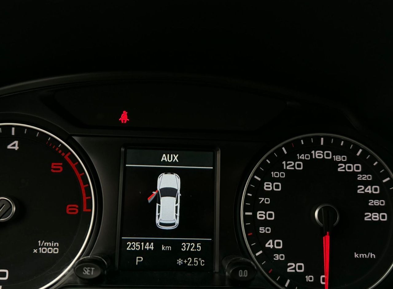 Zunanja slika - Audi Q5 - 2.0 TDI-Q-4X4-AUT-XENON+LED-LIZING ZA TUJCE- - 15
